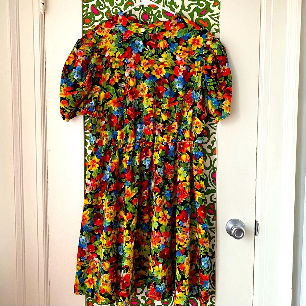 Vibrant floral print Shein Curve dress, size 2XL.